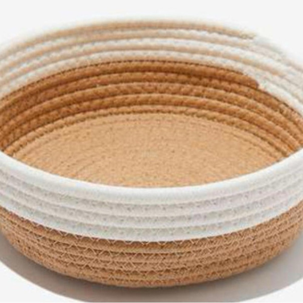 Short Stories Woven Rope Basket in White and Tan